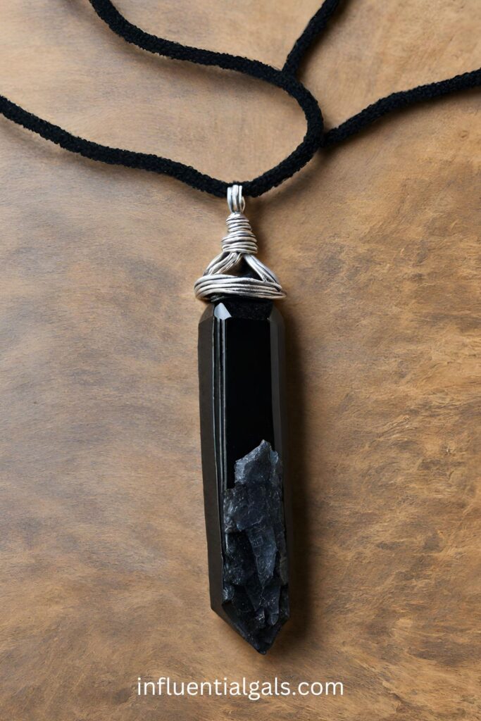 Black Tourmaline - crystals for courage